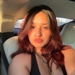 Meet your Posher, Xochilt